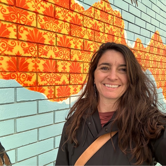 Meet your Posher, Sarah - Picture 1 of 1